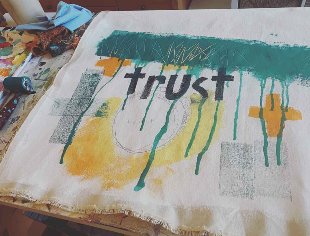 art journaling outside the book